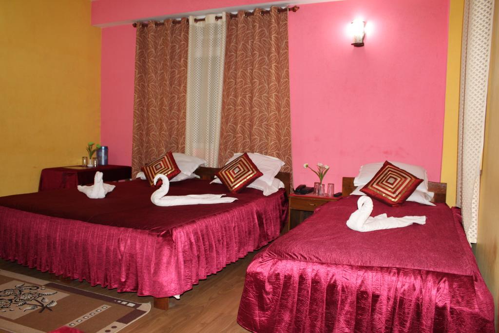 The Sikkim Regency Hotel Gangtok Exterior photo