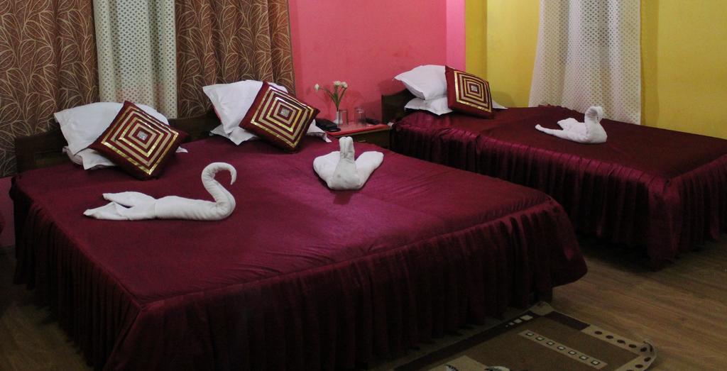 The Sikkim Regency Hotel Gangtok Room photo